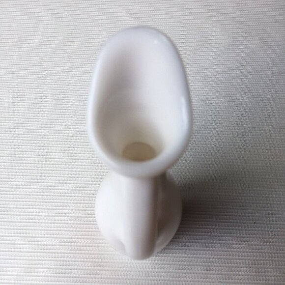 Milk Glass Bud Vase Narrow Pitcher Handle Rose Floral Flower 7" White Vintage - Picture 3 of 12